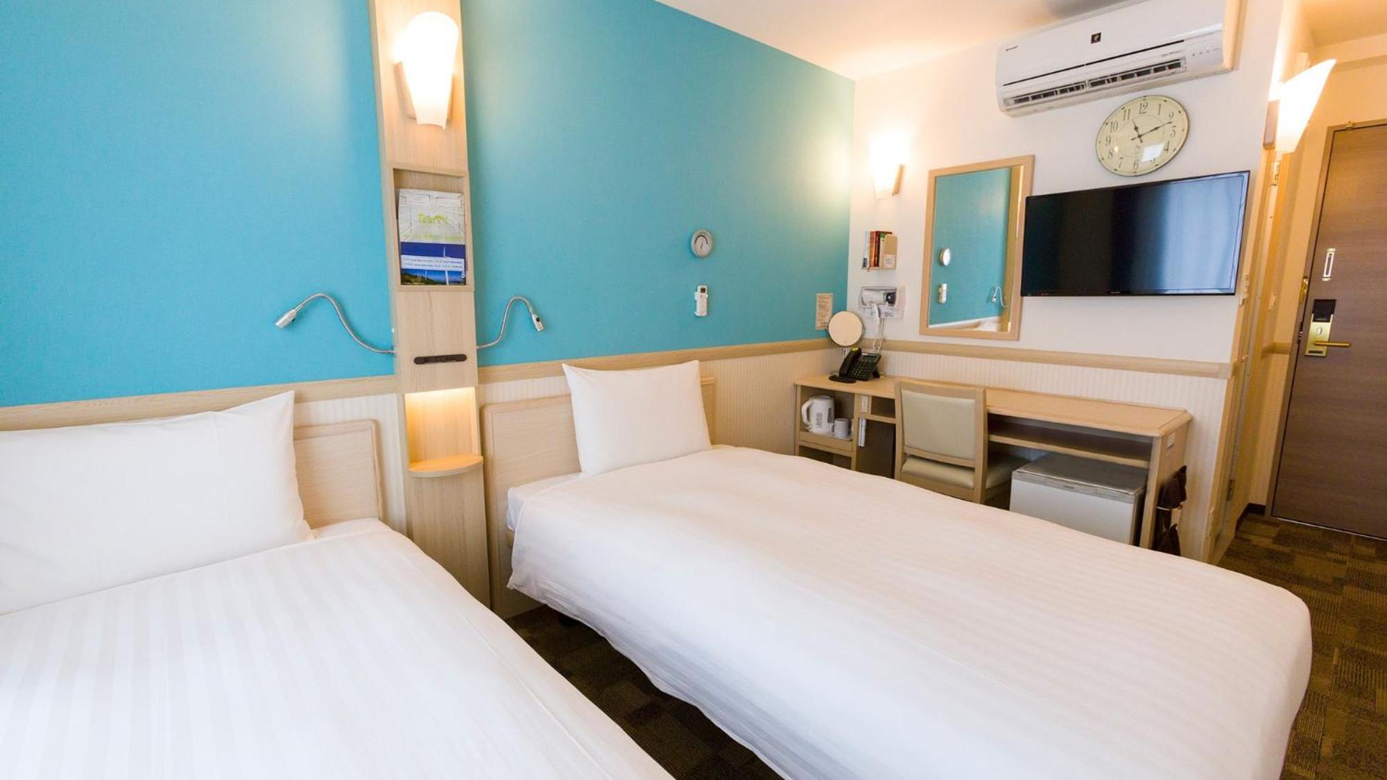 Toyoko Inn Odawara Eki Higashi Guchi חדר תמונה
