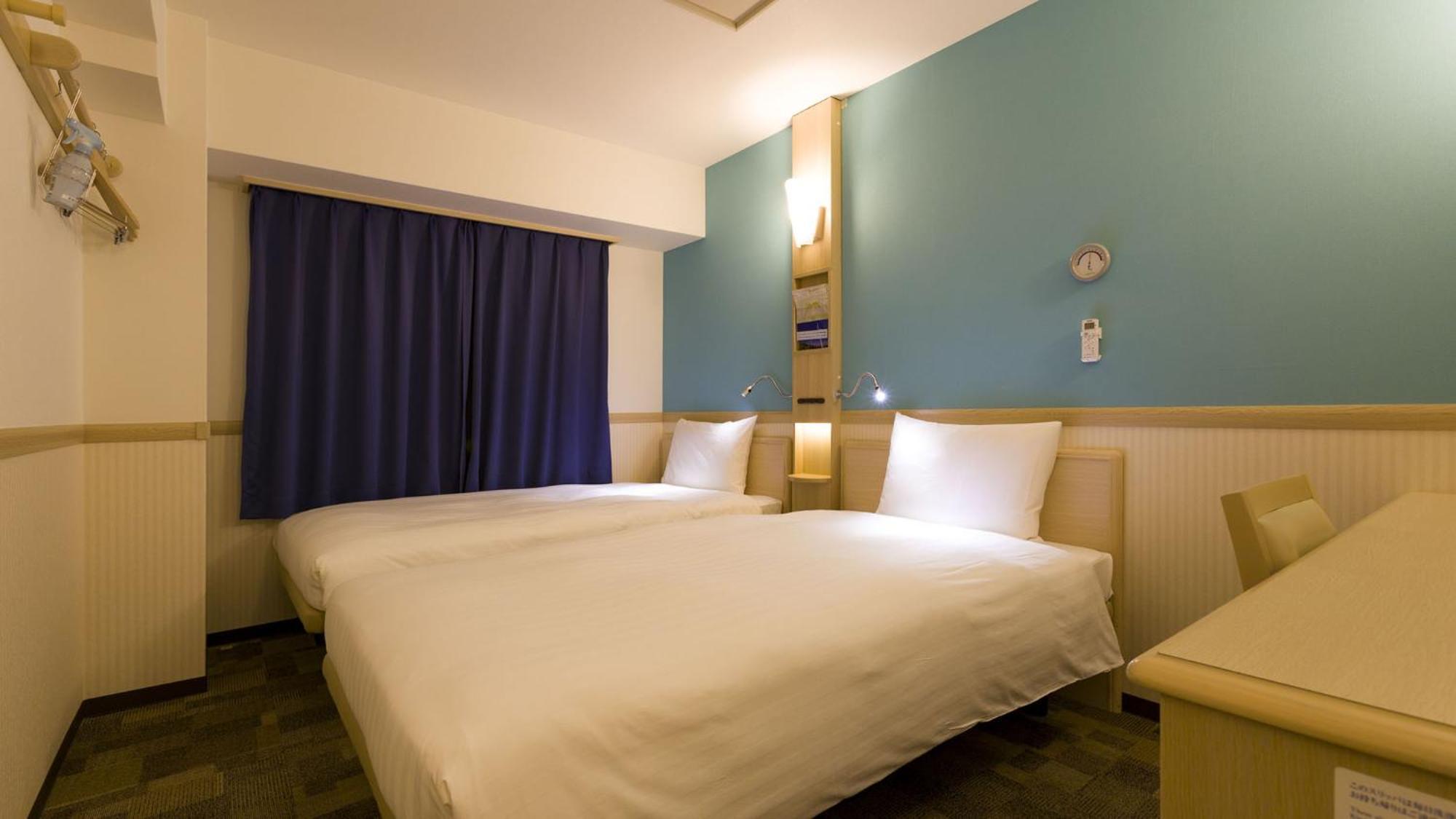 Toyoko Inn Odawara Eki Higashi Guchi חדר תמונה